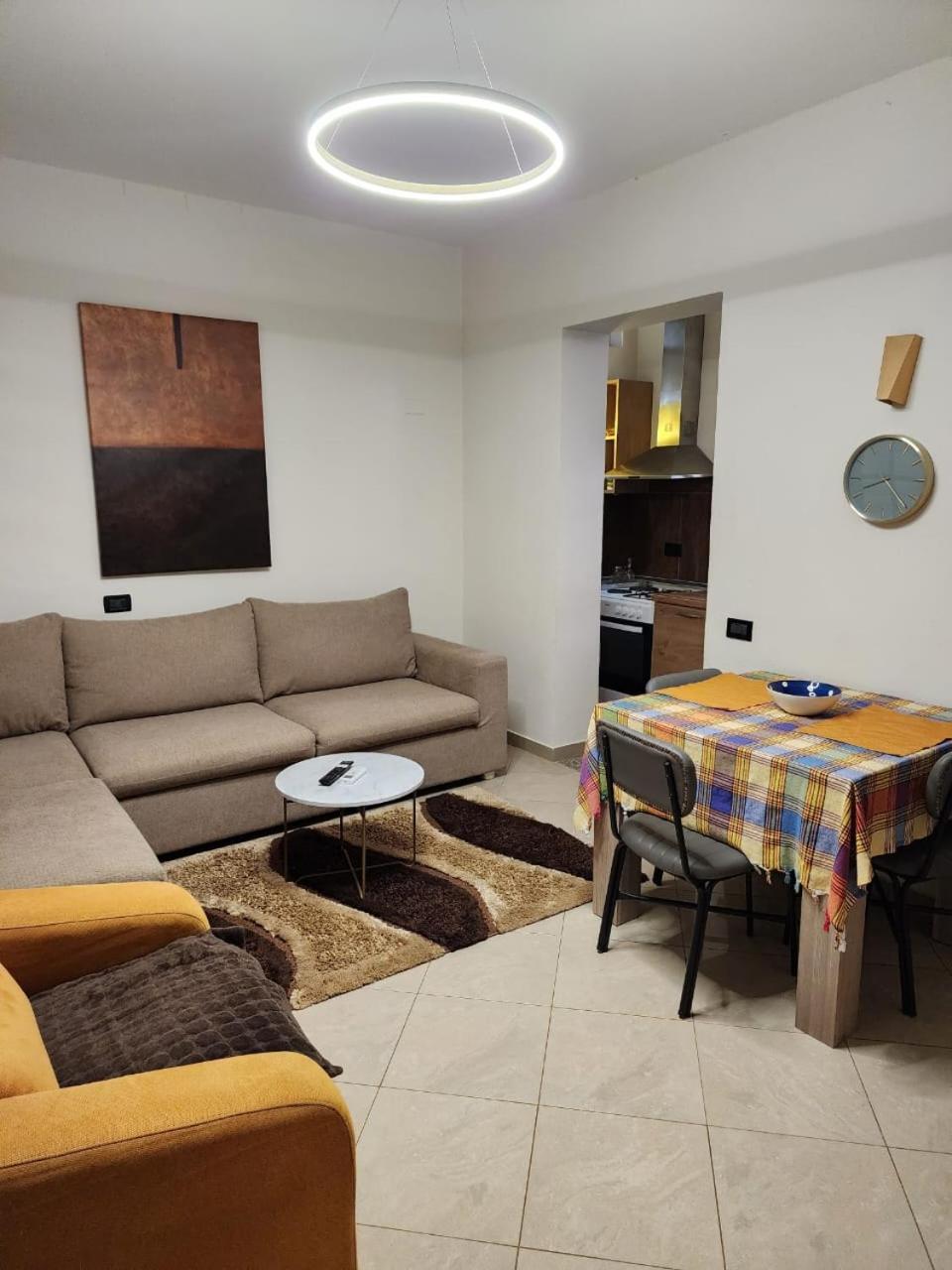 Vila 29A Тирана Екстериор снимка