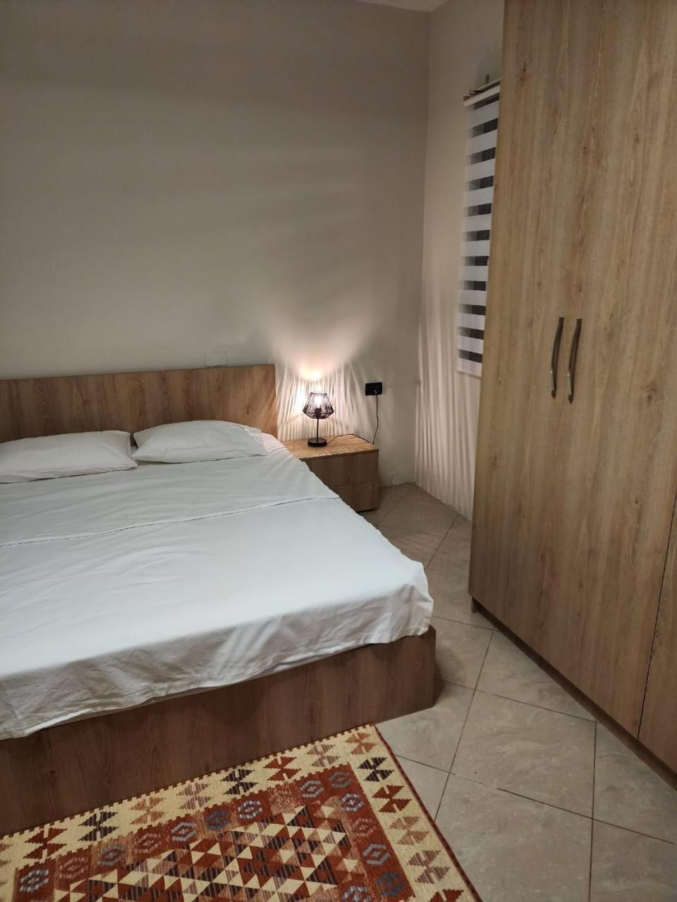 Vila 29A Тирана Екстериор снимка